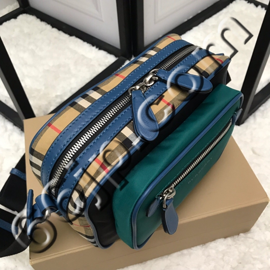 バーバリーバッグ素材ディテール